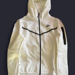 Brand New White Nike Tech