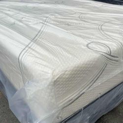 KING MEMORY FOAM MATTRESS SET WHIT BOX SPRING BRAND NEW ✅️ 