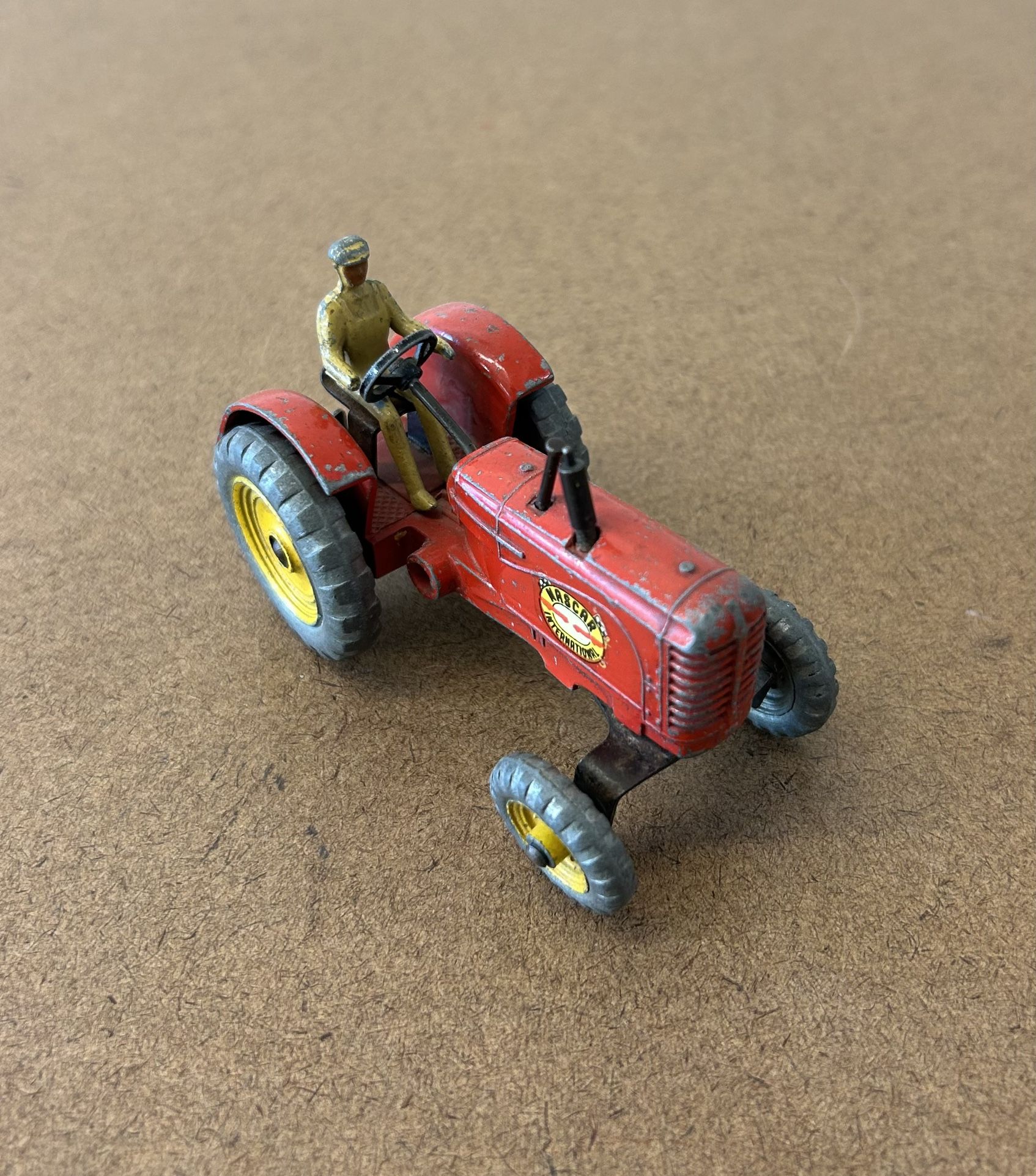 Vintage DINKY TOYS “Red Massey Harris Tractor” Diecast Toy Replica (pre-owned)