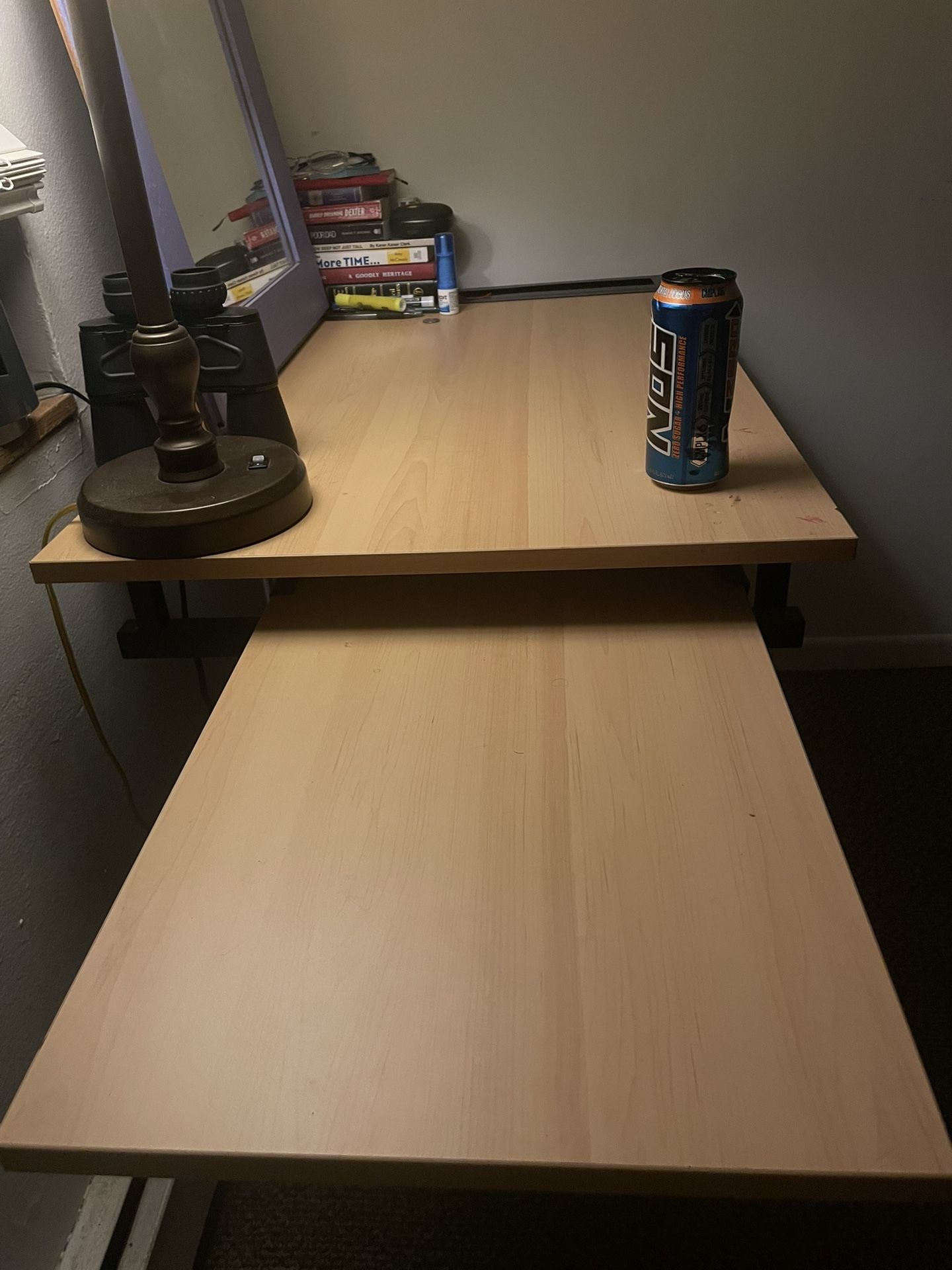 Heavy duty, movable desk