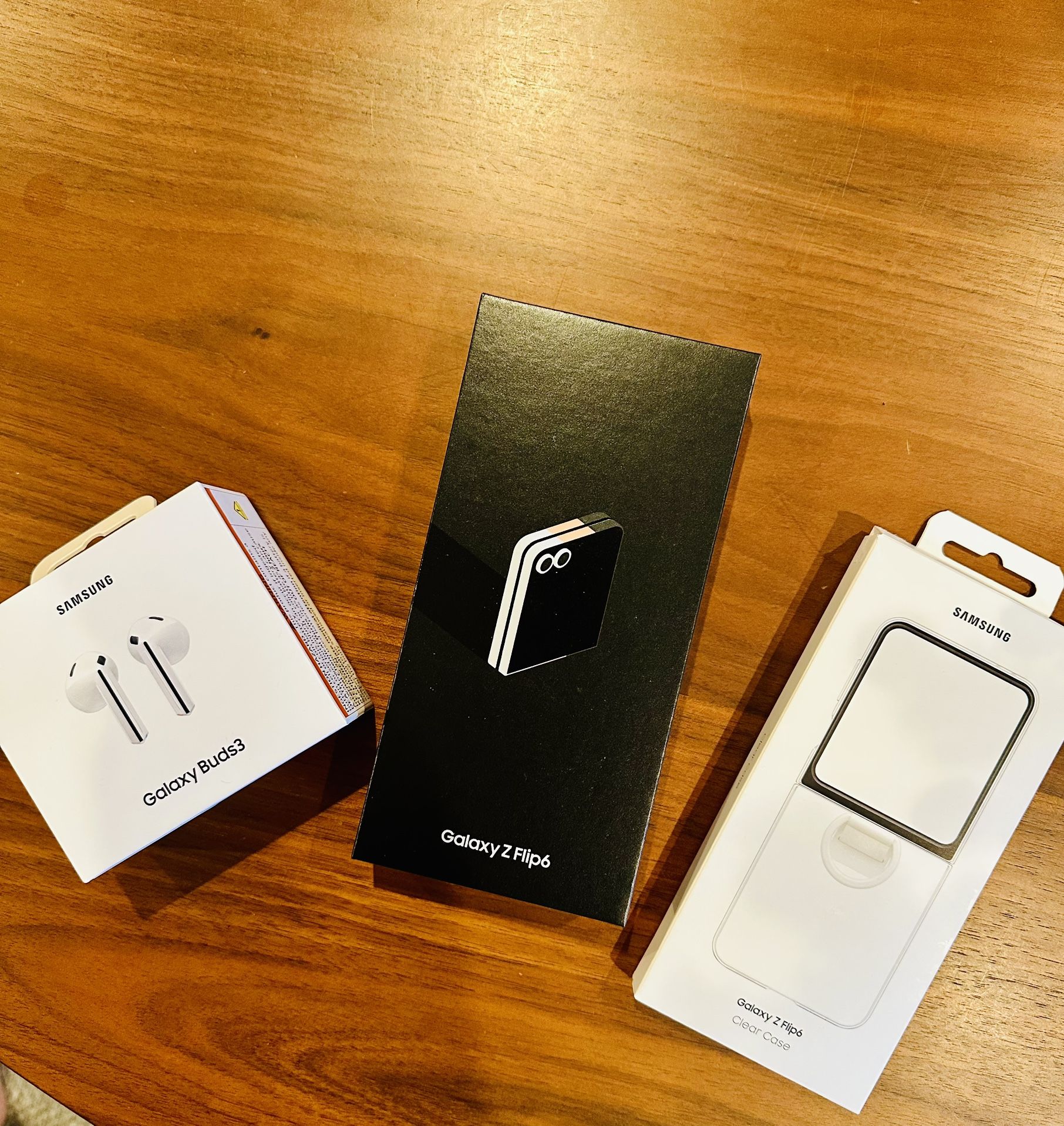 Like New Samsung Galaxy Z Flip6