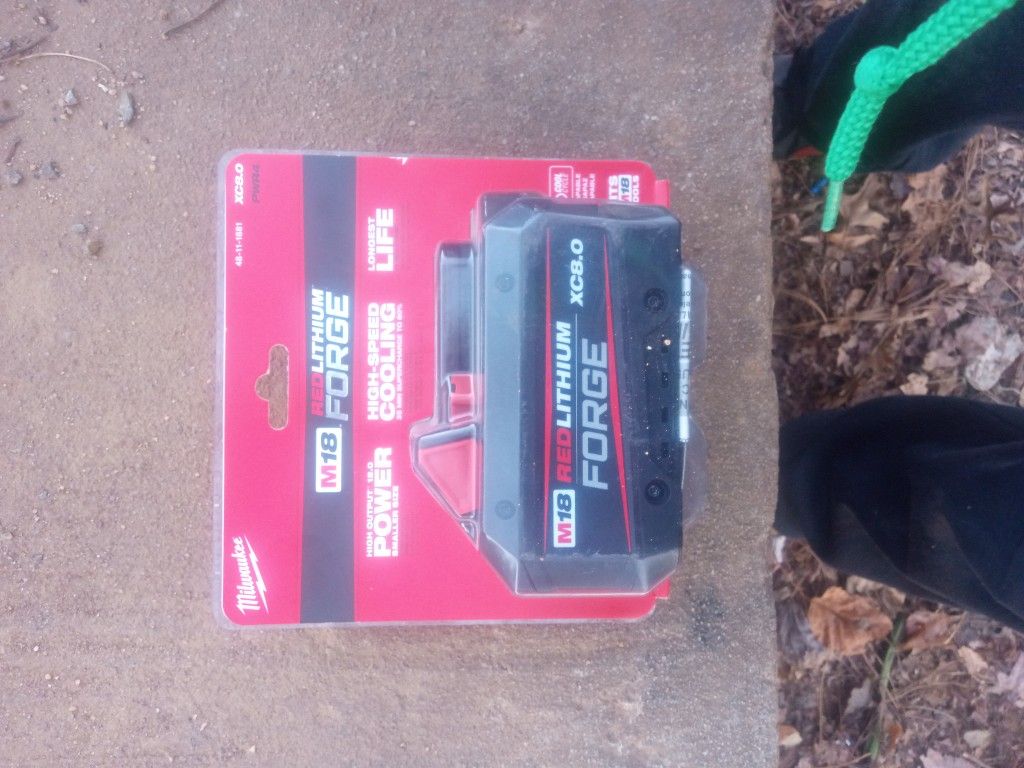 Milwaukee Red Forge Xc8.0 Battery