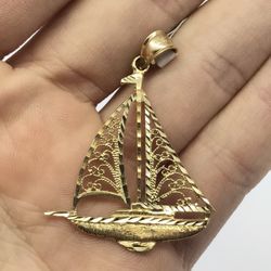Gold Pendant Sail Boat 10K New