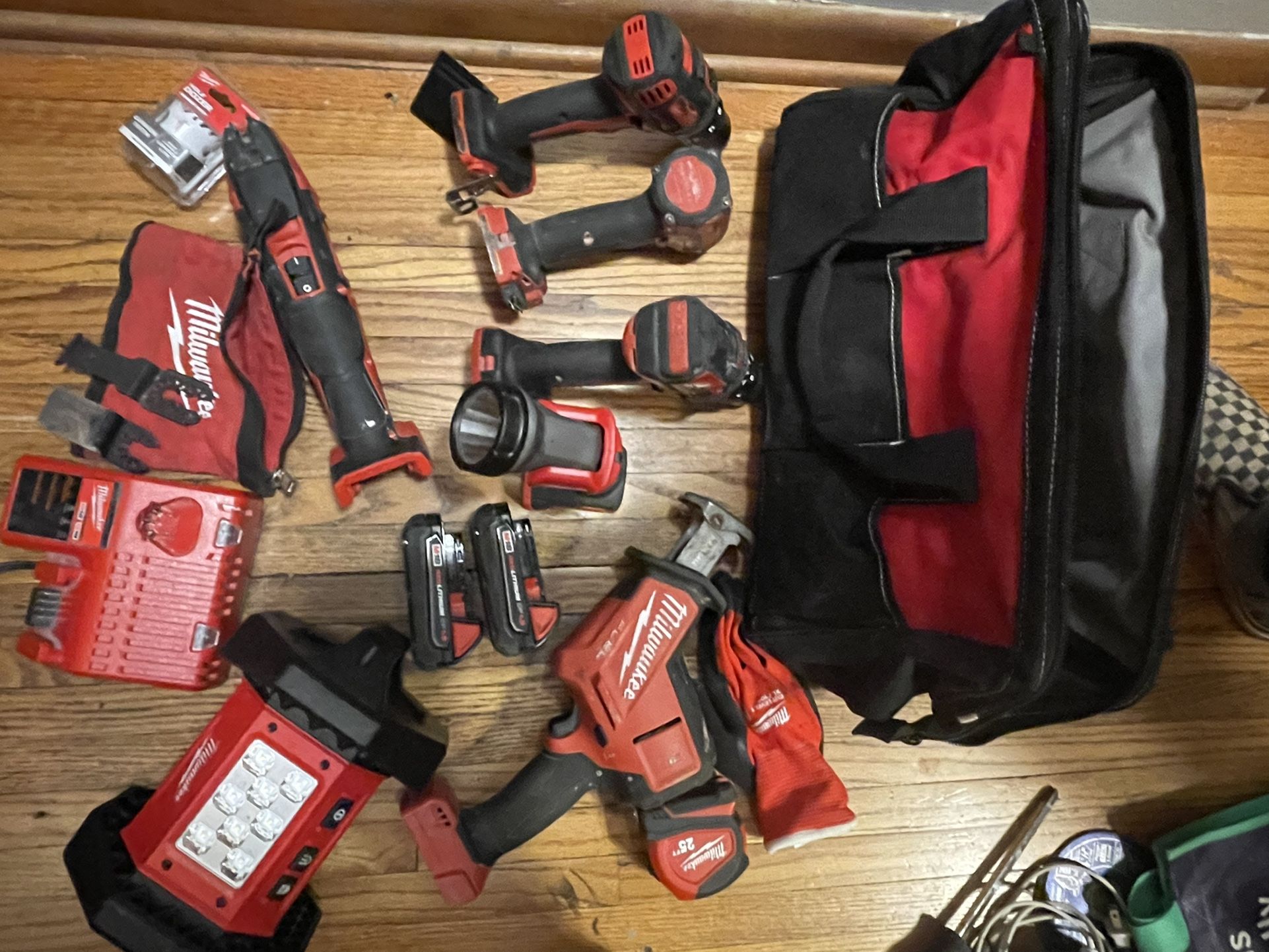 Milwaukee M18! Tool Set 16 Piece Combo