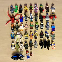 Lot Of Miscellaneous Lego Minifigures 