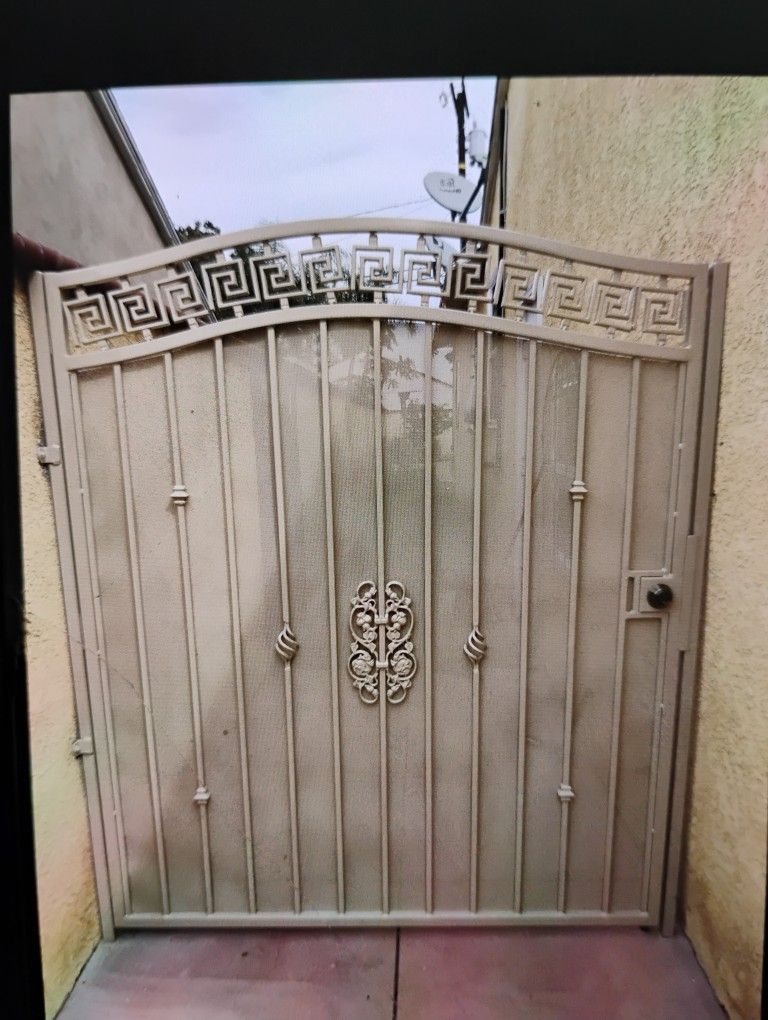 Custom Gates