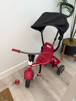 Radio Flyer Red Tricycle