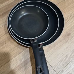 FRYING PAN /SKILLET USA MADE Nonstick set 3