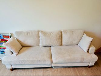 Like-New 87” Modern Sofa/Couch – Barely Used Since Jan 2026 – $175 or best offer – Pickup in Irvine