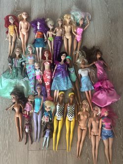 Dolls (read description )
