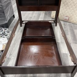 Captains Full size Bed, Dresser & Mirror