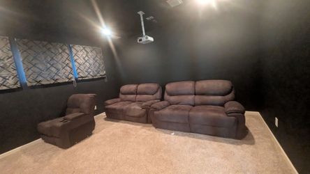 Manual Reclining 3 piece couch  for best offer