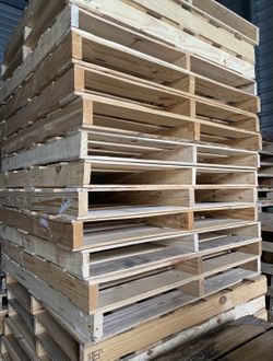 NEW Wood pallets 48x48 4x4 Heat Treated Perfect For Your Outdoor Projects Secret Gardens