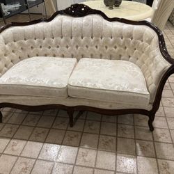 White Love Seat