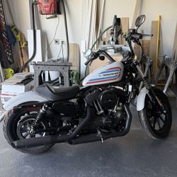 Harley Davidson 2021 Iron 1200