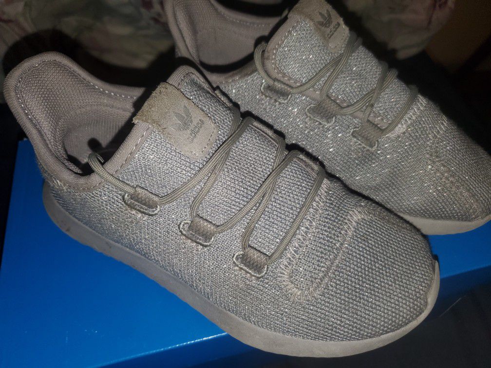 ADIDAS SHOES SIZE 13 FOR KIDS