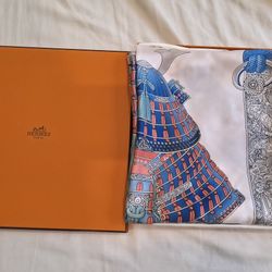 Parures de Samourais Scarf