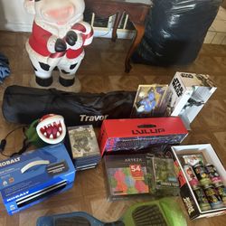 PlayStation 2, Christmas, Toys, Guitar, Figures, Photobooth, Gaming 