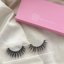 Eyelashes