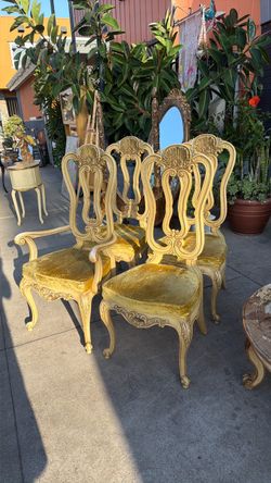 Beautiful vintage Victorian style dinner chairs