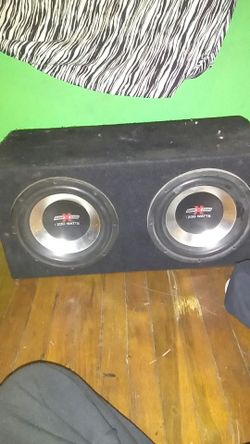 Two 10 inch 1200 watt subs with box