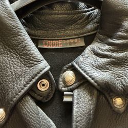 Item #31 Ondie Town Men’s Leather Jacket W/conch Silver Snaps