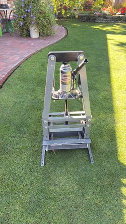 Central machinery Hidraulic ram 6 ton