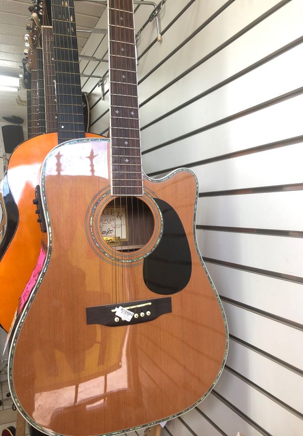 Zager electric guitar!! Must sale!! Zager zager for Sale in Houston, TX