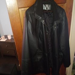 Leather Jacket//. Mazzoni Leather