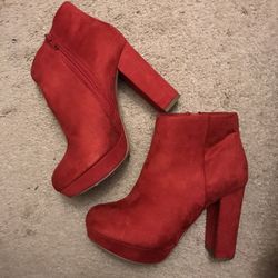 D’s Chunky Heel Booties, Red, 5.5