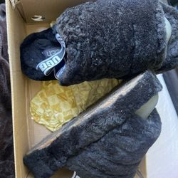 BLACK UGG FUR SLIDES