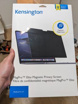 Privacy screen for MacBook Pro 16