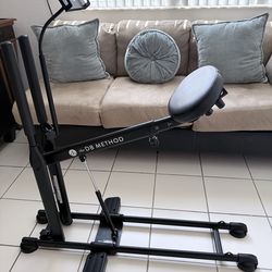 Squat machine