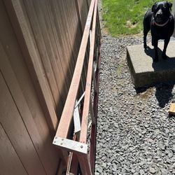 12ft Louisville Fiberglass Ladder