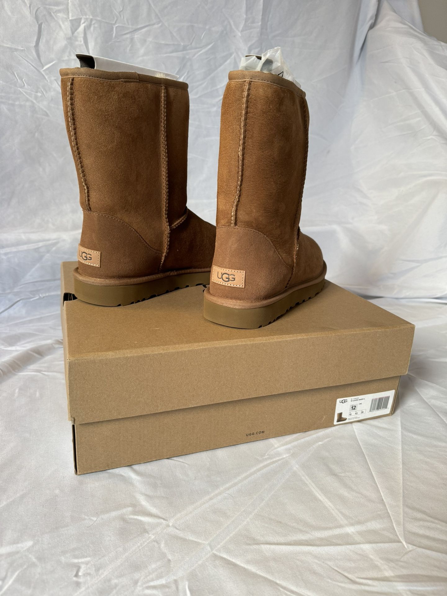 Woman’s Classic li UGG Boot