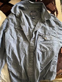 Casual Men’s Size Large button up shirts