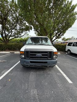 Ford 2009  E250 cargo van