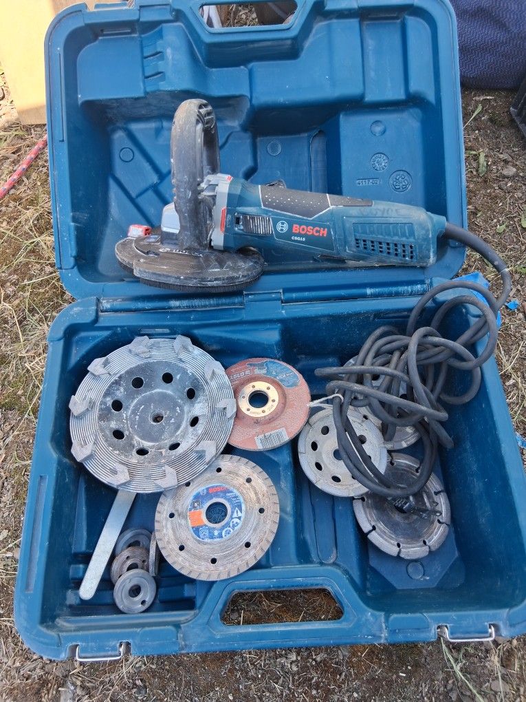 Bosch GWS 17-125 V angle grinder w/ Various Disks