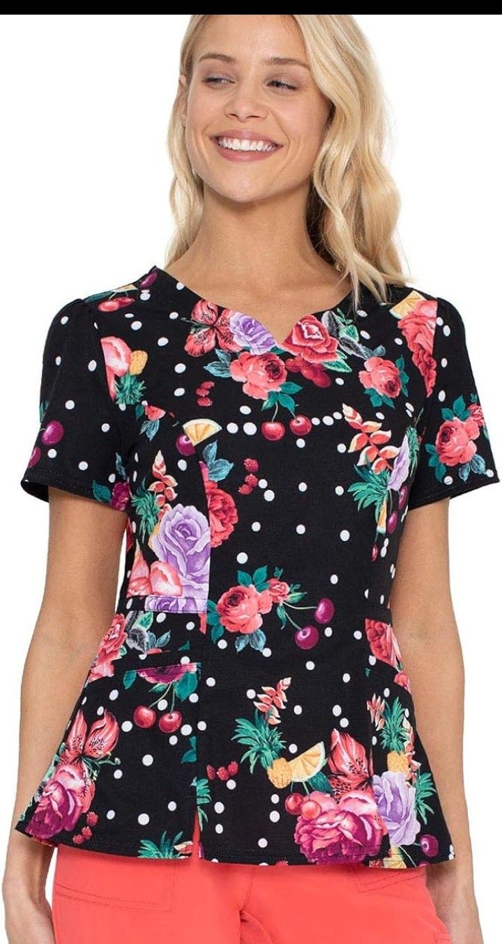 HeartSoul Women Scrubs Top Shaped V-Neck HS671 Size 2XL