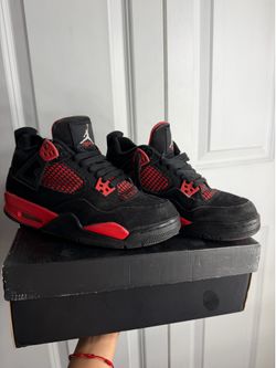 Jordan 4 size 6.5y