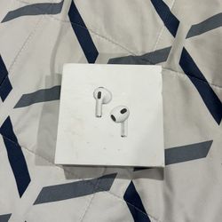 Apple AirPods 3’s 