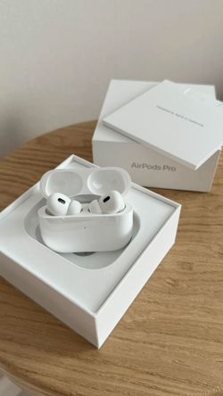 Apple AirPods Pro (2nd Generation)