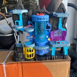 Bat Cave Toy
