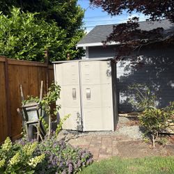 Rubbermaid shed