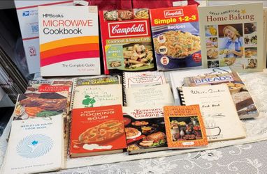 Vintage Cookbook Collection - Set of 17. All for $5