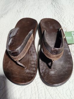 CHACO LEATHER FLIPS