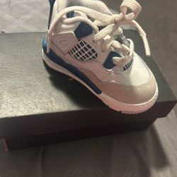 Brand New Jordan 4 Retro 