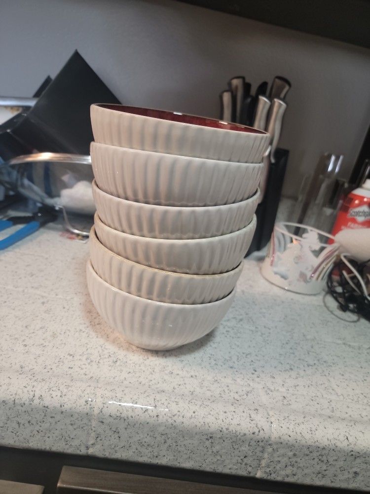 Laurie Gates Bowls