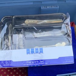 Silver 102 Flatwear Seals With Tray