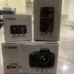 Cannon Rebel T7 Extra Lenses